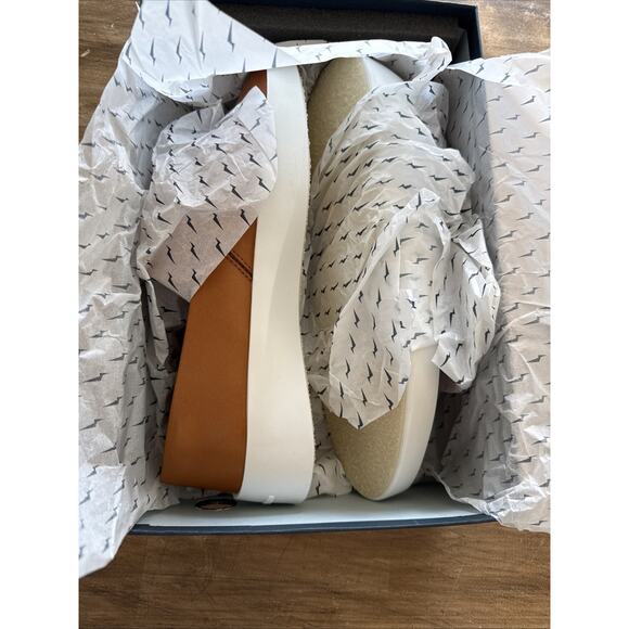 Wolf & Shepherd Cruise Slip On Fair Honey White M7.5 W9 LC2-MFT-0120 NIB main image 5